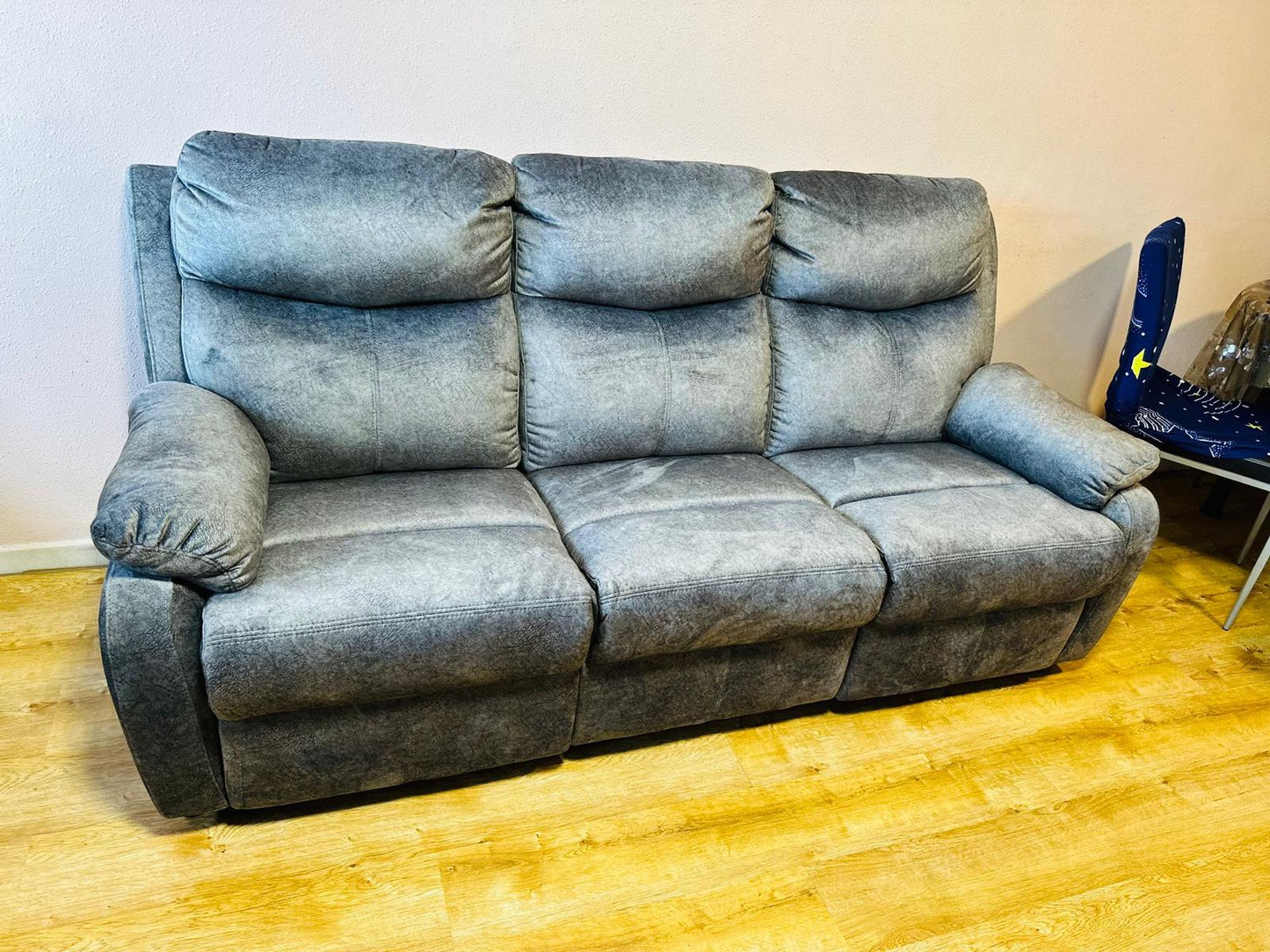 Camilia Signature Comfort Cooling Fabric Recliner Gray 3R